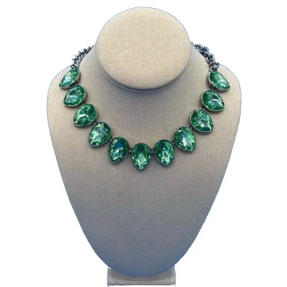 Simply Vera Vera Wang Jewelry - Simply Vera Vera Wang Green Necklace Faceted Shiny Teardrops Silver Tone $38 NEW